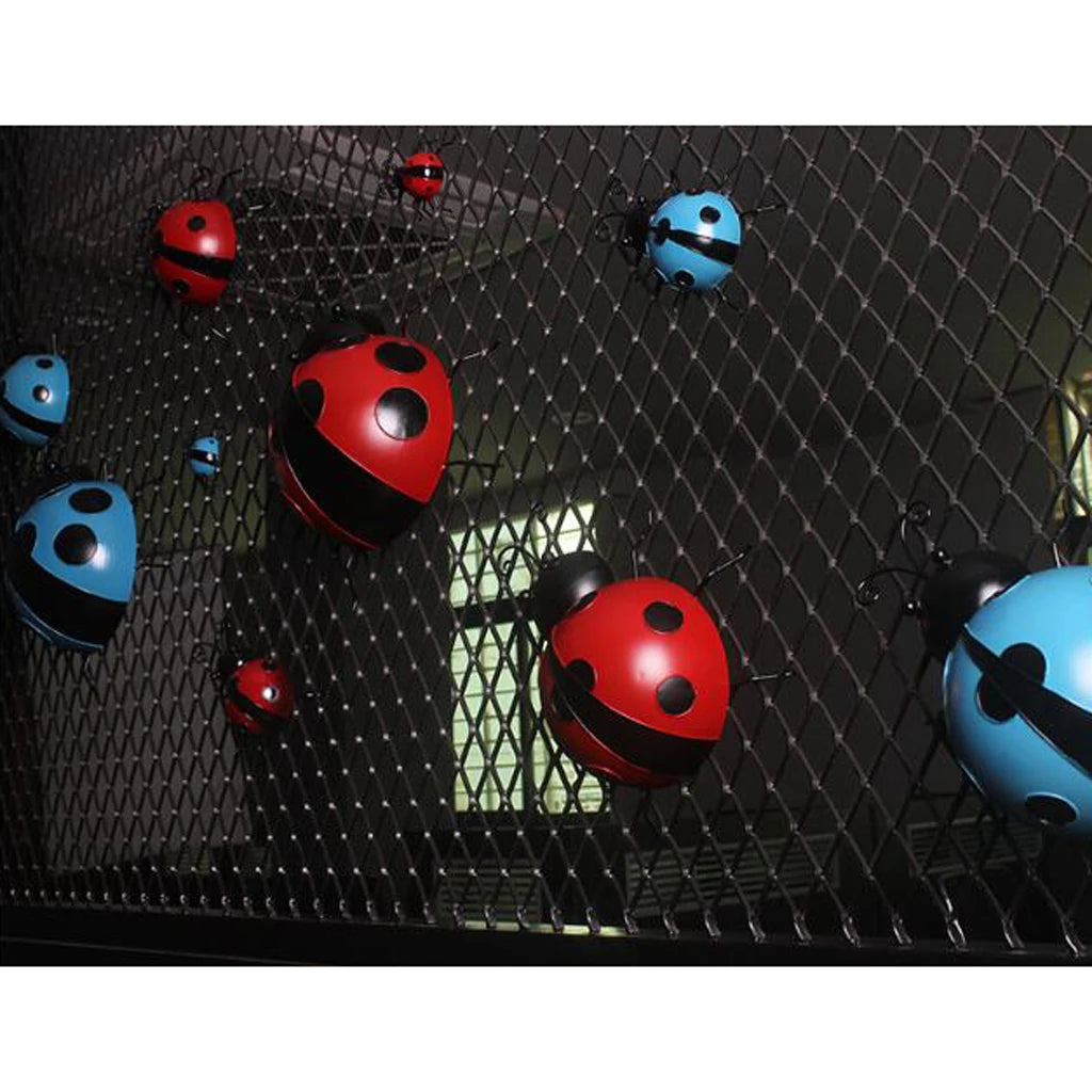 Iron Ladybug Metal Animal Hanging Wall Art Hanger Indoor Outdoor Garden Home Decoration, 10cm