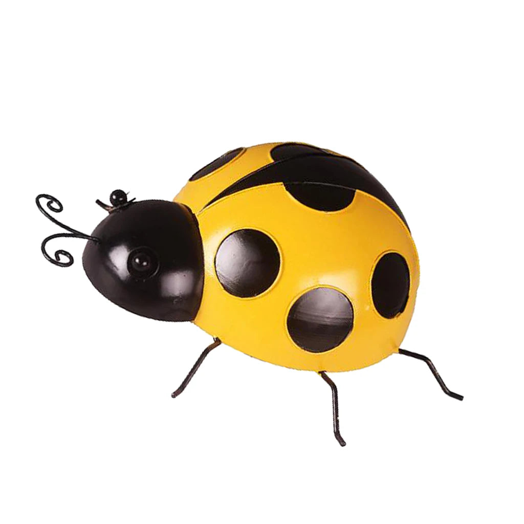 Iron Ladybug Metal Animal Hanging Wall Art Hanger Indoor Outdoor Garden Home Decoration, 10cm