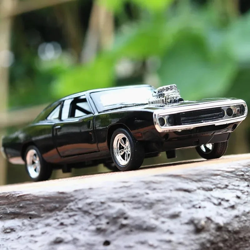 1:32 Simulation 1970 Dodge Charger Alloy Sports Car Model Sound Light Pull Back Luxury Car Children's Toy Gift Ornaments