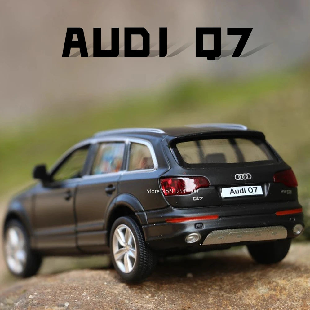 Scale 1:36 Audi Q7 SUV Model Car Toy Diecast Metal Doors Opened Pull Back Off Road Vehicle Models Toys Collection Kids Gifts