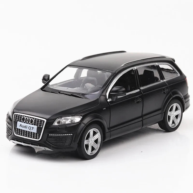 Scale 1:36 Audi Q7 SUV Model Car Toy Diecast Metal Doors Opened Pull Back Off Road Vehicle Models Toys Collection Kids Gifts